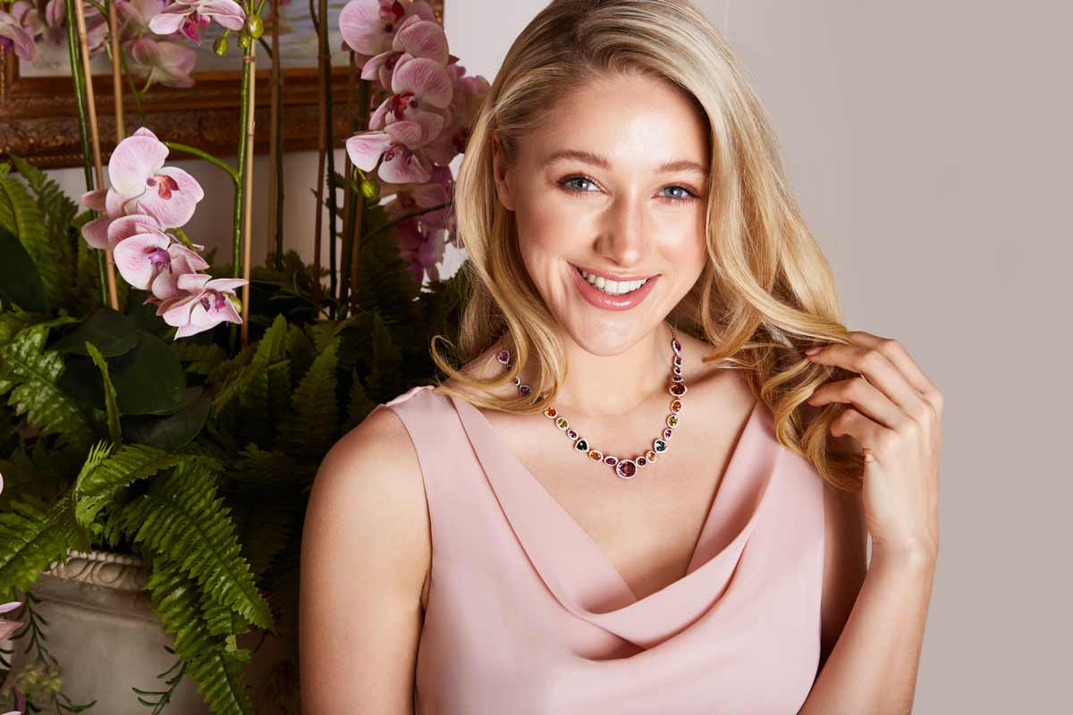 The Art of Rarity: Discovering bespoke colored gemstone jewelry | Tivon